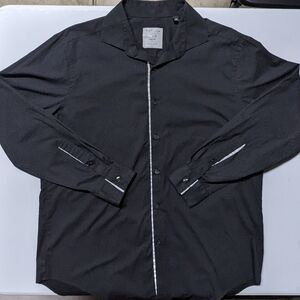 Men's Black Van Heusen Button-Up Dress Shirt